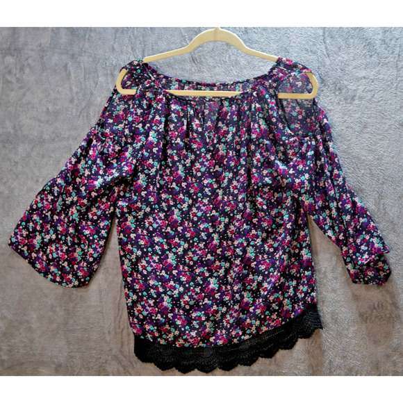 Unbranded Tops - Cold Shoulder Floral‎ Blouse Women's M Purple Pink Print Lace Hem 3/4 Sleeve